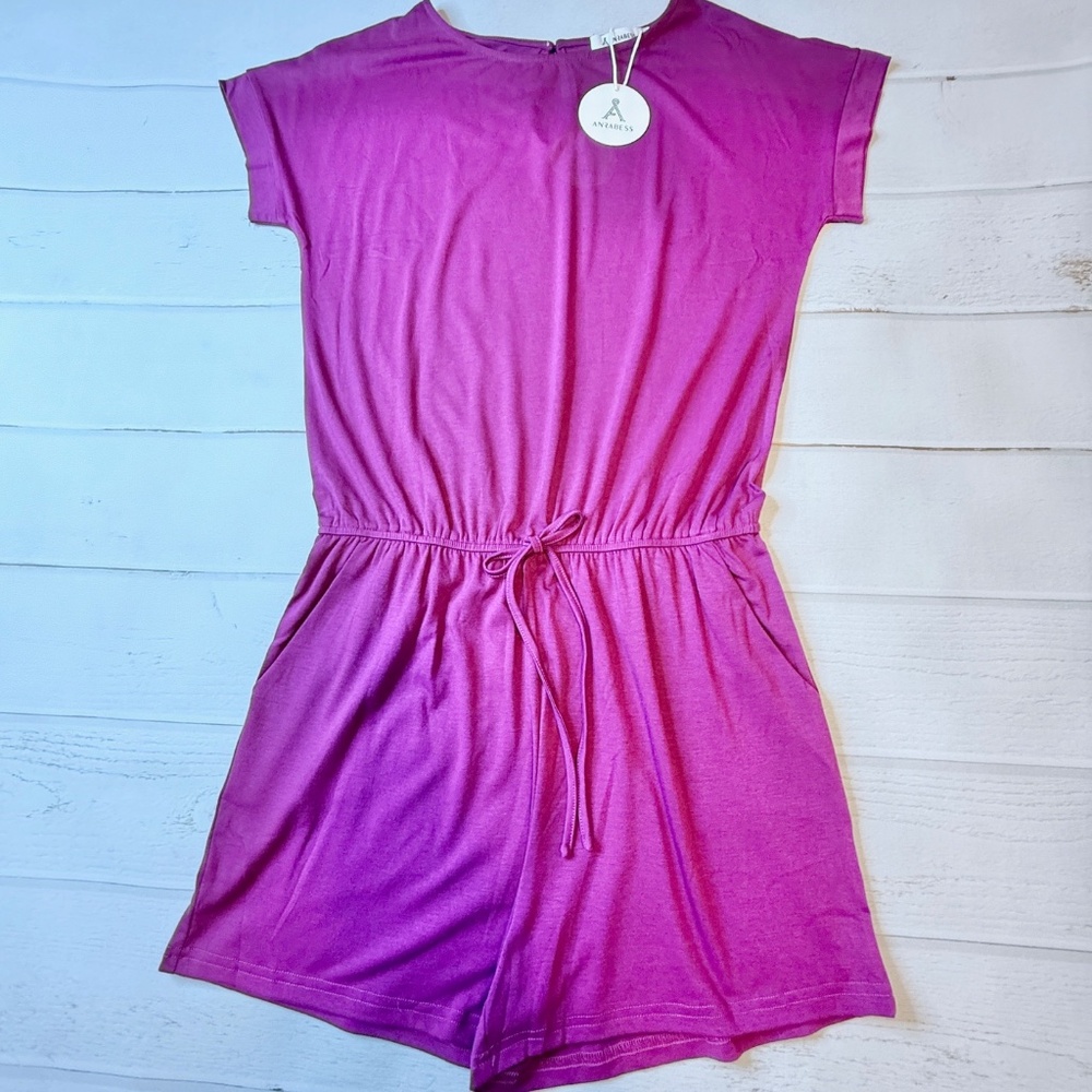 NWT - Anrabess- Women’s Purple Short Sleeve Romper - Size Large.